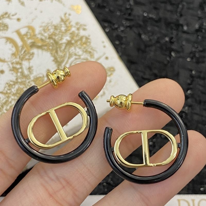 chr1st1an D10r earrings
